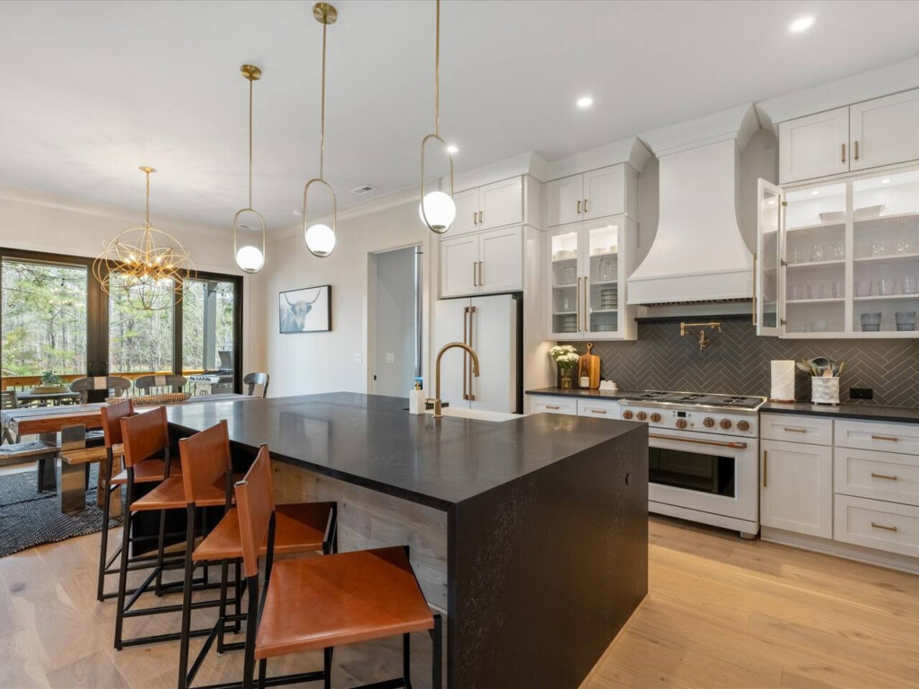 23278 373002 lyuuIN9CmyxeK5IrYgg1azjxnQhFZeImo7mIsYebtlI 68054c784acd7.jpg