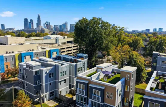 23278 450965 A4z dok9EtowxuRFODgIxeG4xMPCreyhtK47iMfuI6Q 690f945eb6d09.jpg